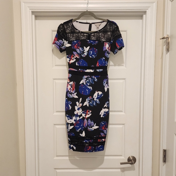 Belle Sky Floral and Lace Dress size XS - Picture 3 of 12